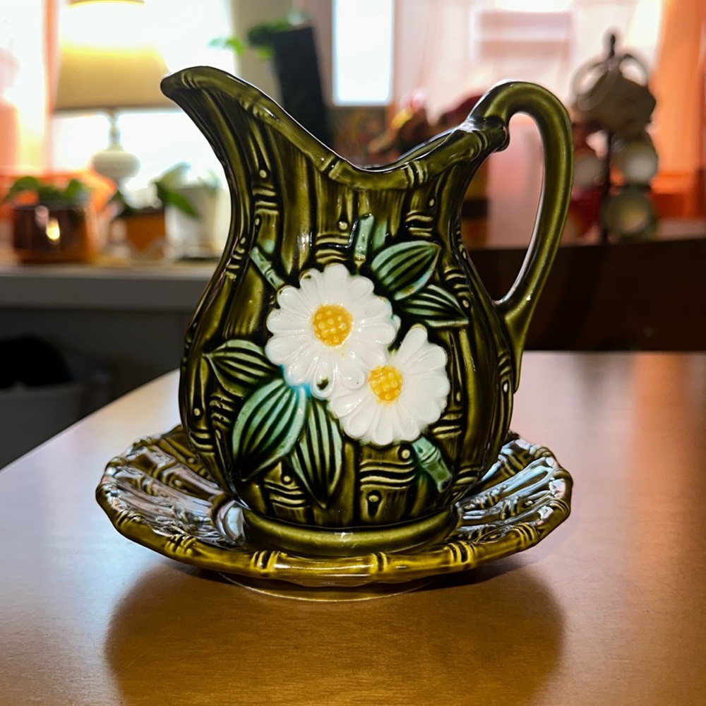 Vintage porcelain pitcher & plate - Picture 1 of 7